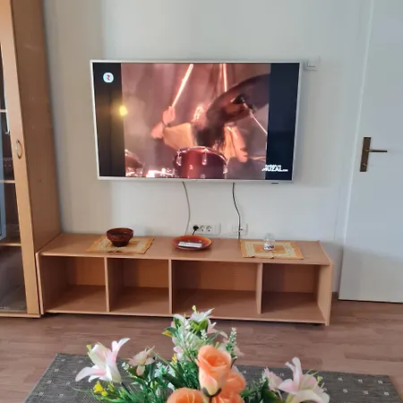 Cool & Chill Градац