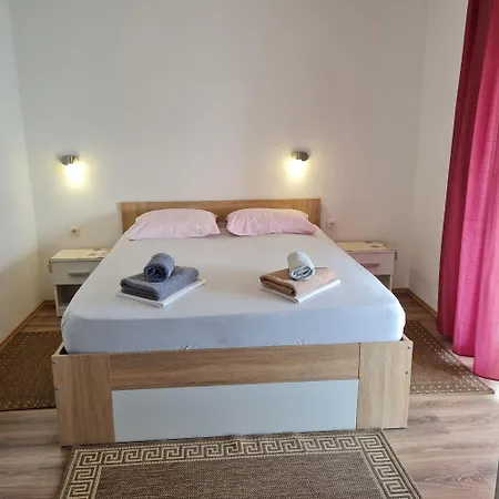 Cool & Chill * Gradac (Split-Dalmatia)
